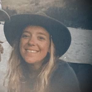 Meet your Posher, Ellie